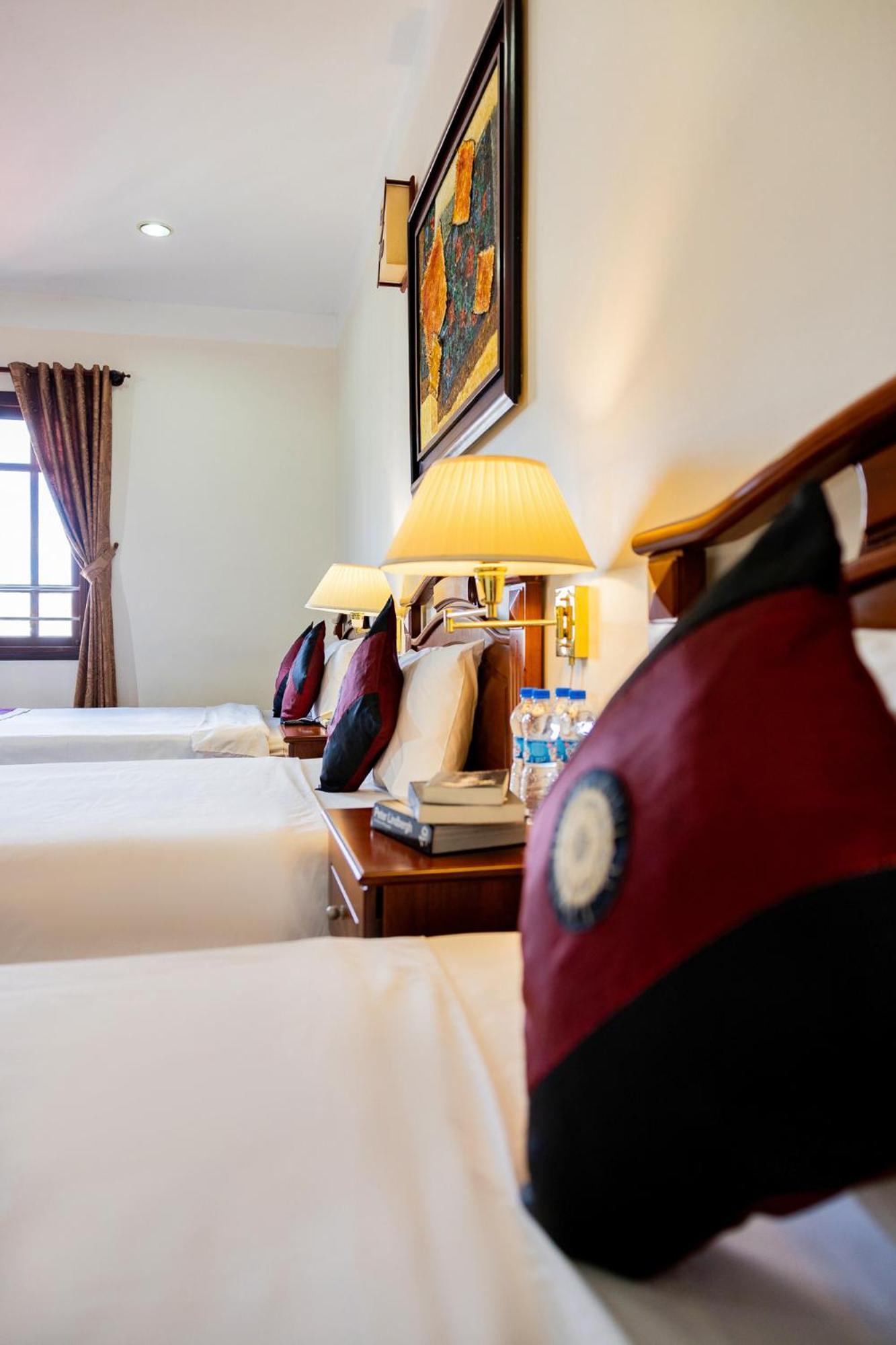 Hung Phong Hotel - Near Dalat Night Market Exteriör bild