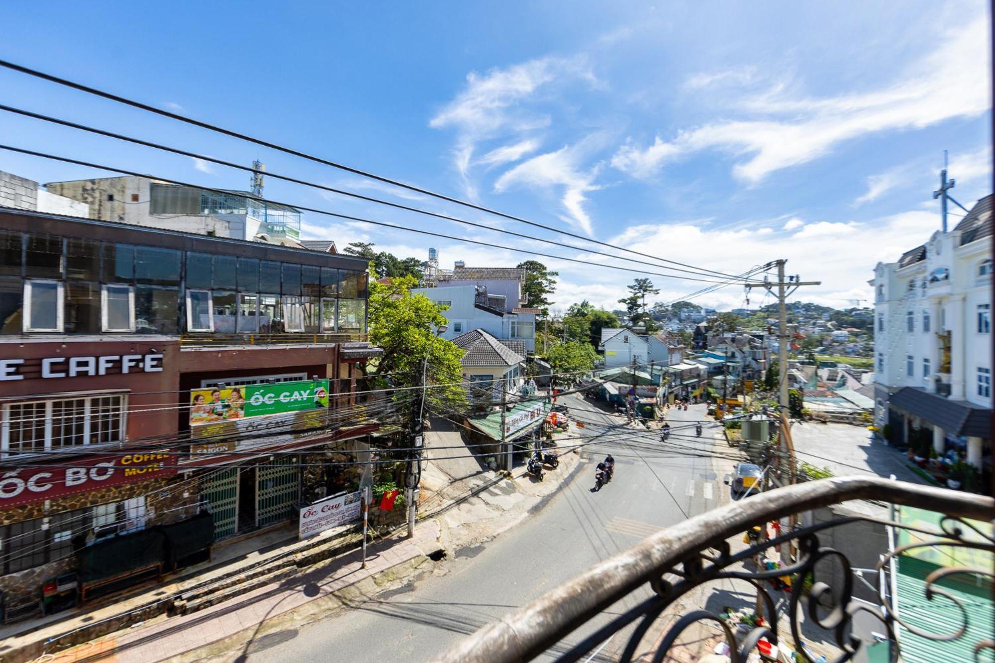 Hung Phong Hotel - Near Dalat Night Market Exteriör bild